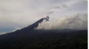 Erupsi Gunung Semeru: Warga Diminta Waspada Terhadap Awan Panas